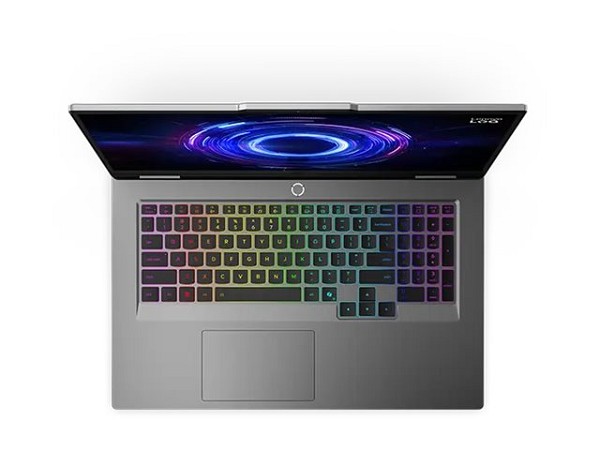 Lenovo LOQ 17IRX10 -  Core i7 i7-14700HX / 2.1 GHz oben