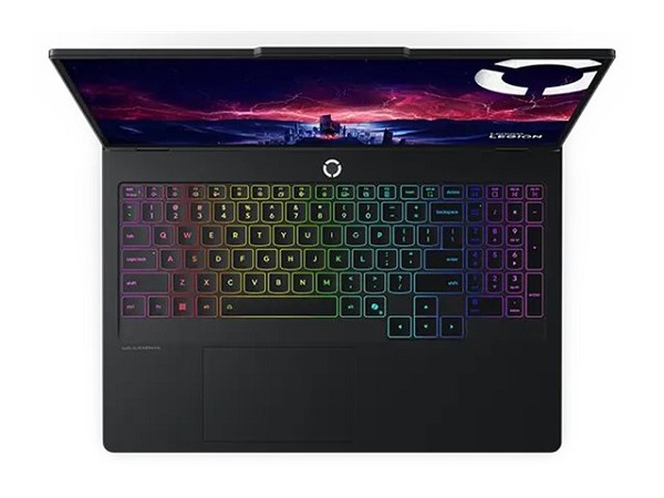 Lenovo Legion Pro 5 16ADR10 – 16", AMD Ryzen 7 8745HX, 32 GB unten