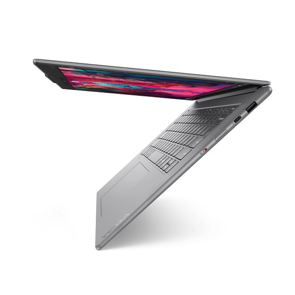 Lenovo Yoga Slim 7 15ILL9 Copilot+ PC Intel Core U vorn rechts