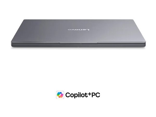Lenovo IdeaPad Slim 3 15IPH11 -  Core Ultra 5 322 - Win 11 H oben