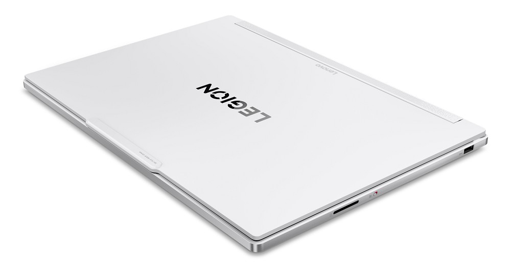 Lenovo Legion 7 16AGP11 Copilot+ PC AMD Ryzen AI 9 außen