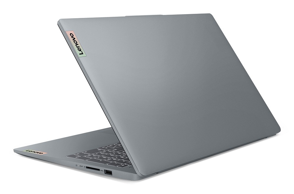 Lenovo IdeaPad Slim 3 15ABR8 AMD Ryzen™ 5 5625U La innen